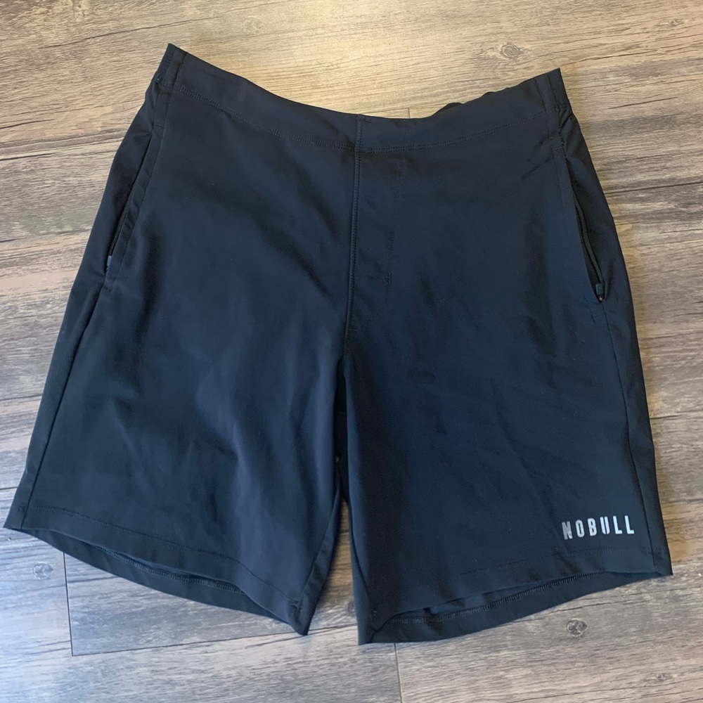 NOBULL MEN'S LIGHTWEIGHT SHORT 8.5"
